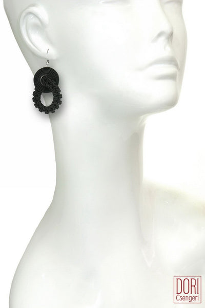 Amelie Day To Evening Black Earrings