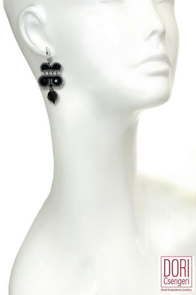 Mezzanotte Chic Earrings